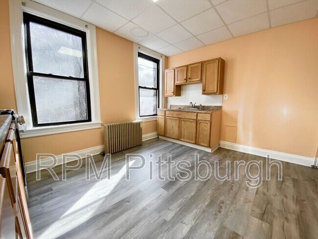Building Photo - 1814 Montier St