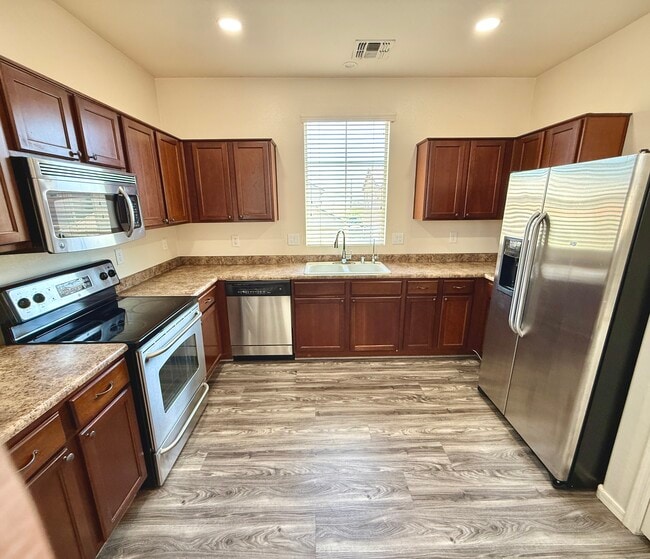 Building Photo - 5220 Burton Dr