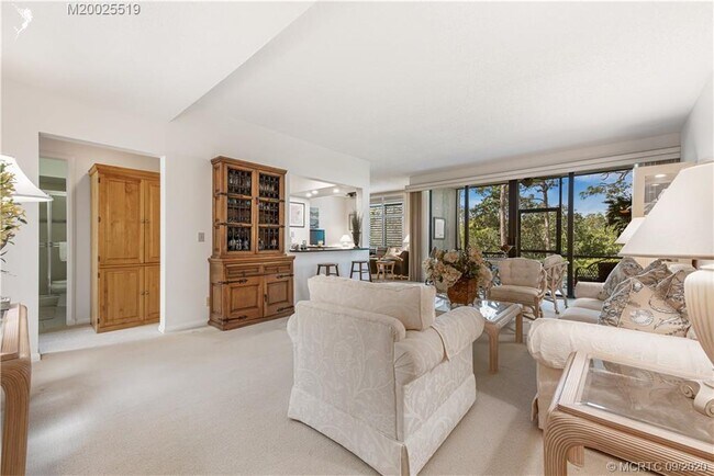 Building Photo - 2510 NW Seagrass Dr