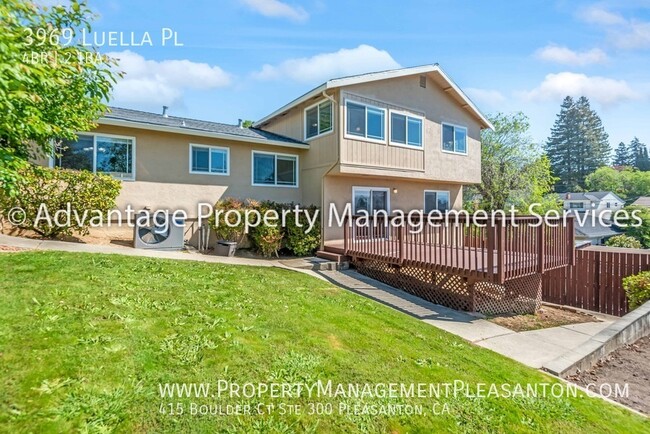 Building Photo - 3969 Luella Pl