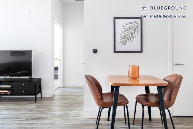 Foto del edificio - 1355 El Camino Real