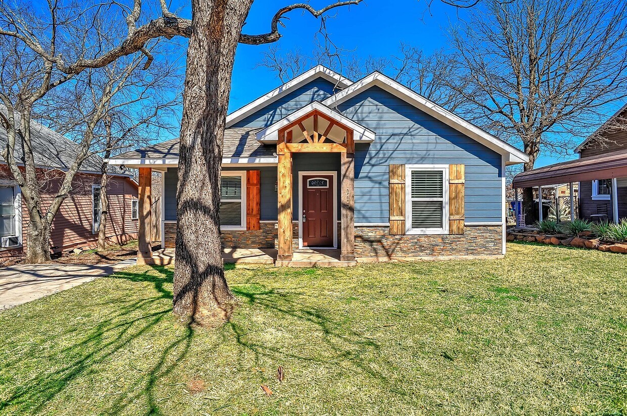 115 Munson St, Denison, TX 75021 House Rental in Denison, TX