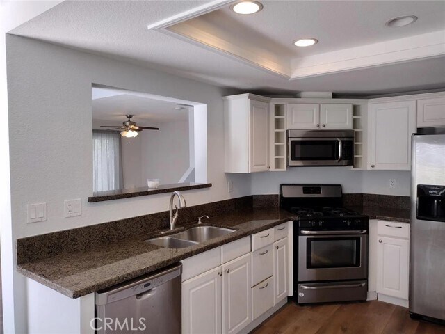 Foto del edificio - 15 Summerwood