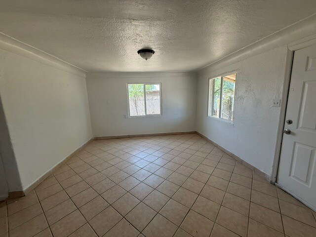Foto del edificio - 5144 S 11th Ave