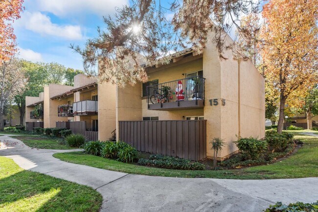 Foto del edificio - 247 N Capitol Ave