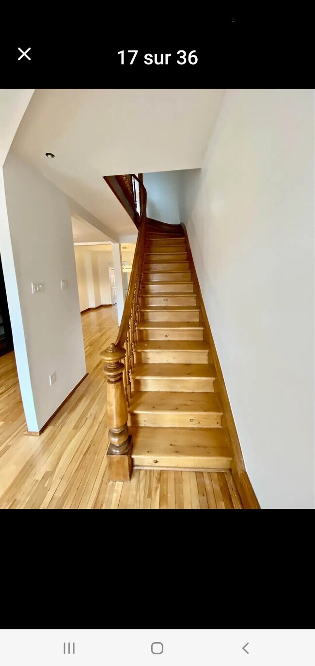 Photo du bâtiment - 3574 Rue Notre-Dame