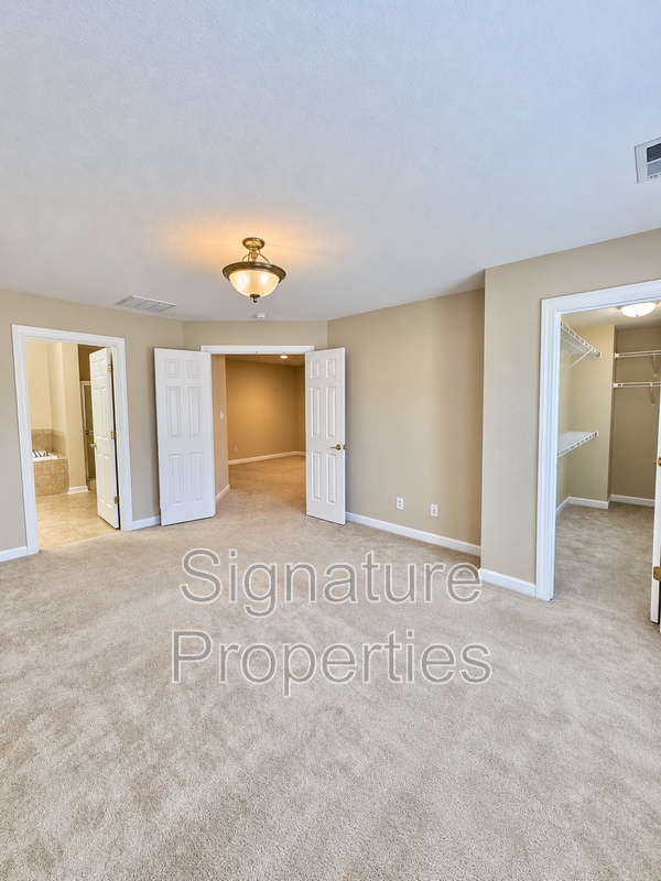 Building Photo - 1010 Skiffs Landing Ln