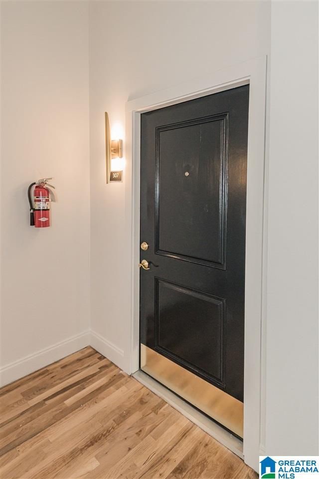 Foto del edificio - 300 20th St N