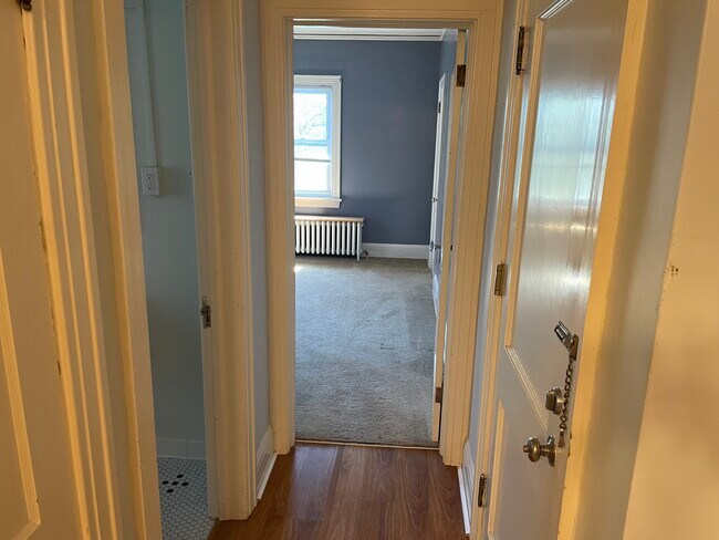 Building Photo - 1816 Jefferson St