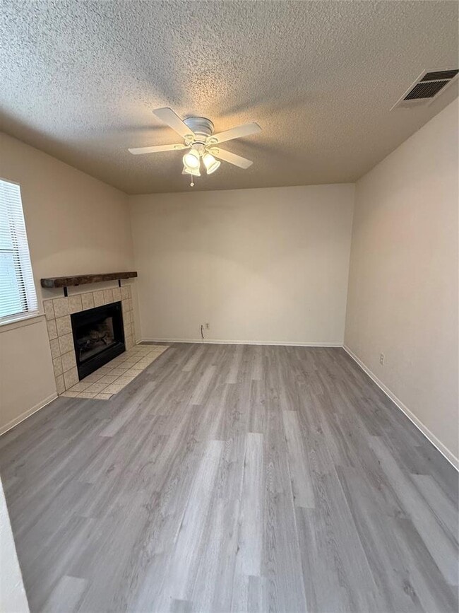 Building Photo - 4405 Avenue A