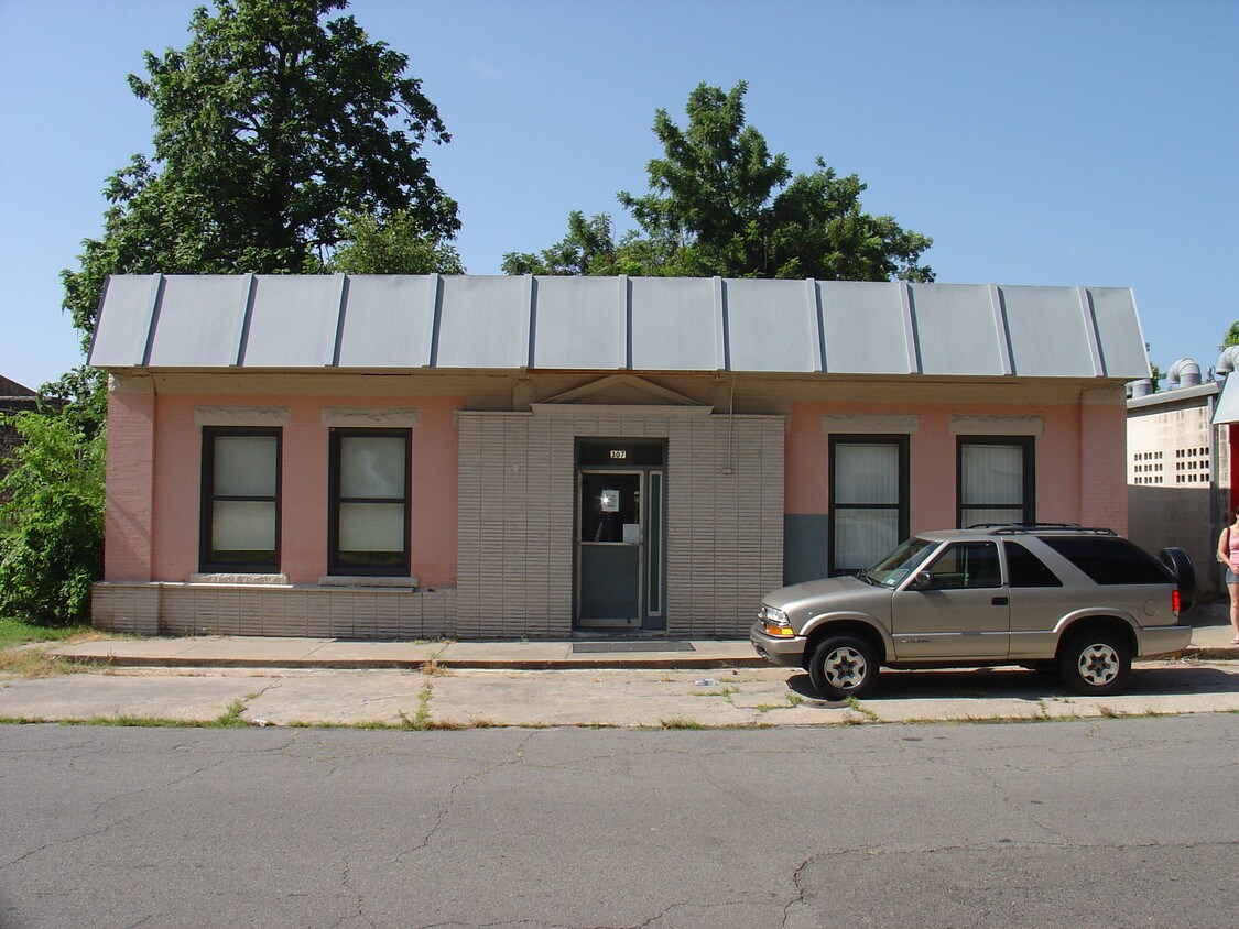 Foto principal - 307 Dayton St