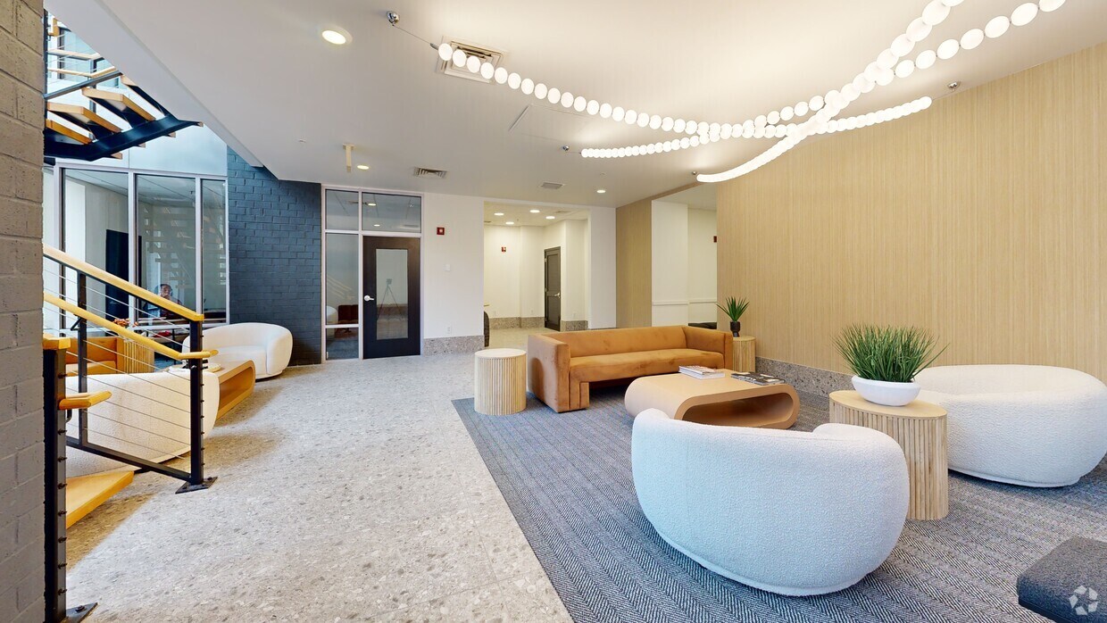Photo - 500 W Fayette St. Apartments
