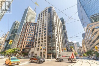 Building Photo - 801 Bay St.