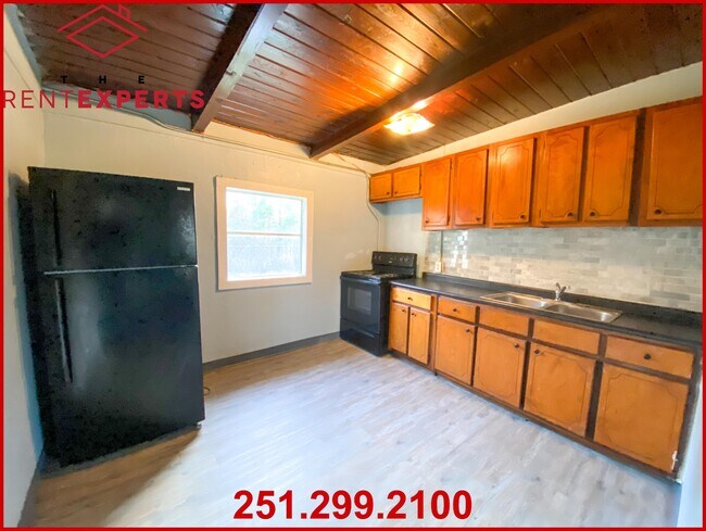 Building Photo - 236 Hildersheim Dr