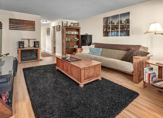 Foto del edificio - 208 SW Wallula Ave