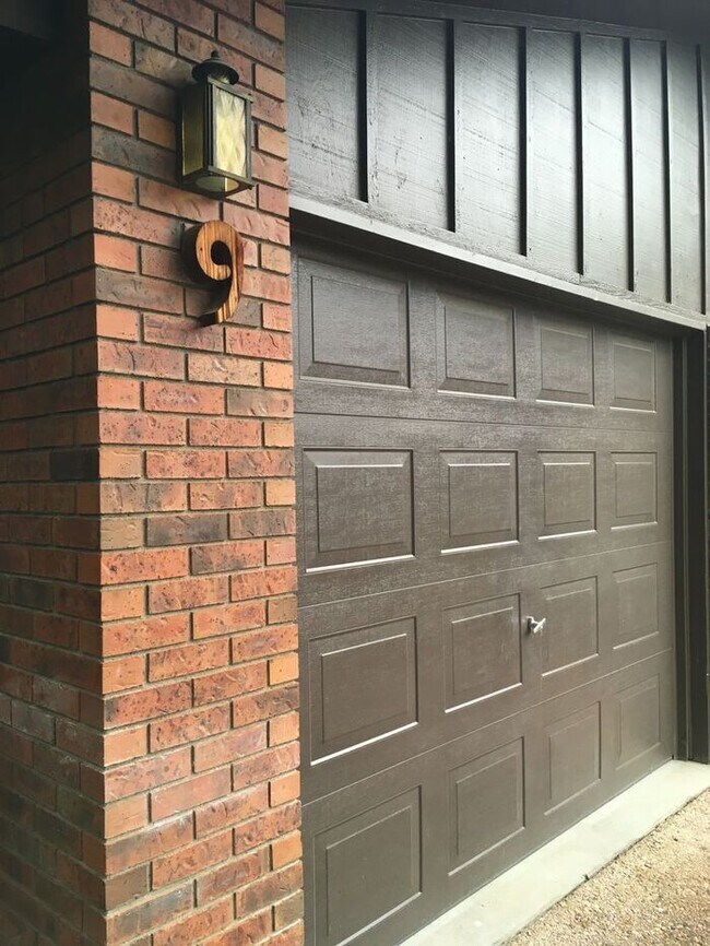 Building Photo - 3 Bedroom, 2 Bathroom Townhome in Lakemont Subdivision of Greeley