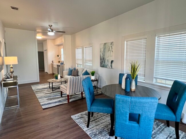 Building Photo - 108 Fairfax St