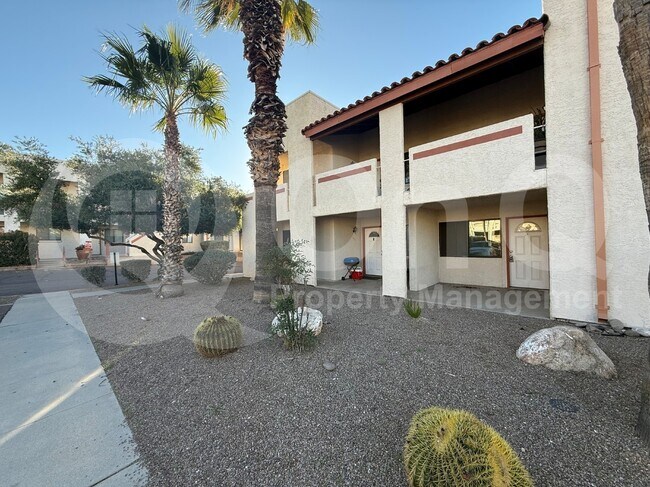 Foto del edificio - 455 W Kelso St