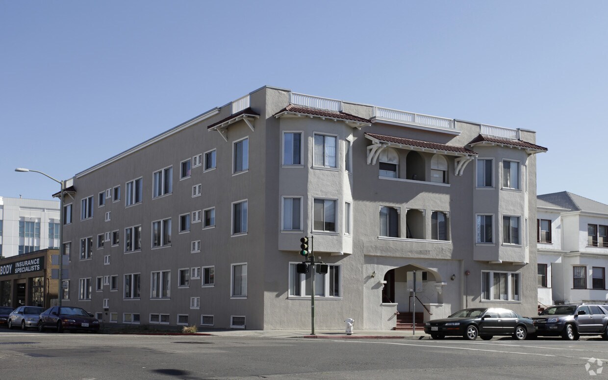 Primary Photo - 148 10th St