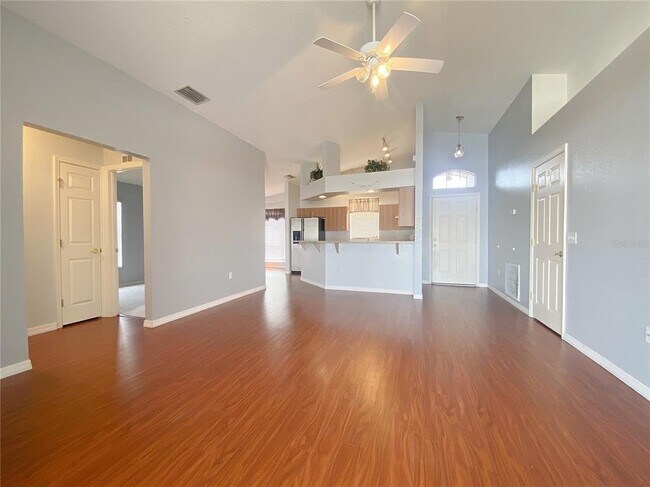 Foto del edificio - 445 Savanna Pointe St