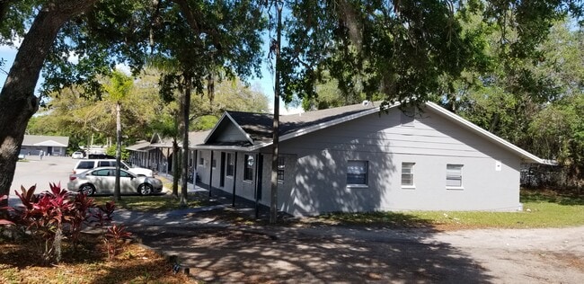 Building Photo - 1107 Tuskawilla Dr