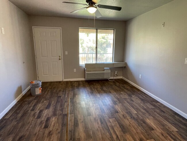 Building Photo - 100 Pulsipher Ln
