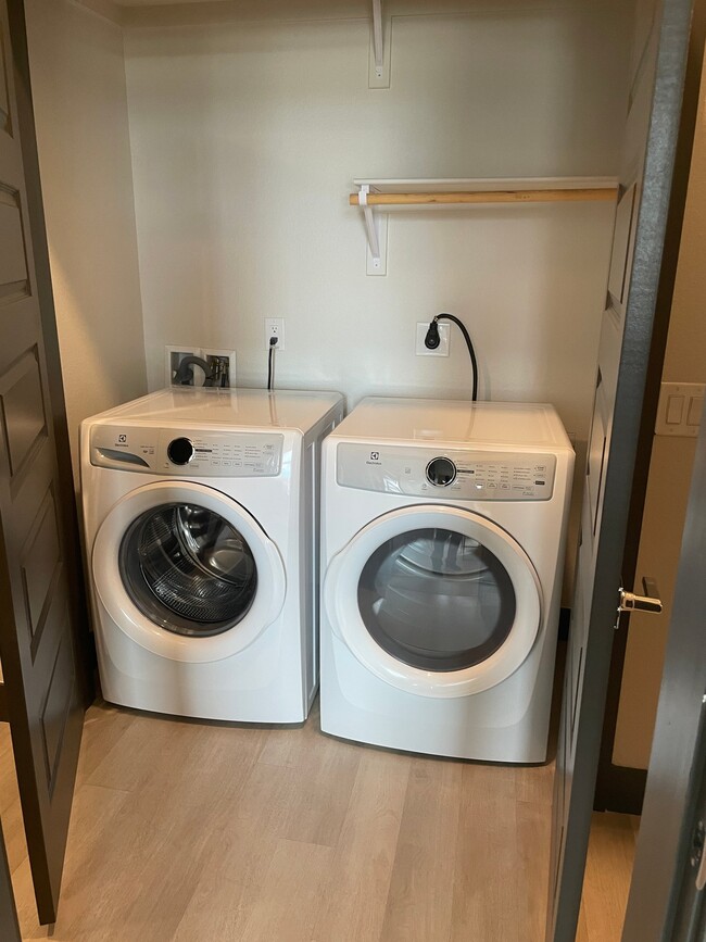 Photo - 2600 Wewatta Way Apartment