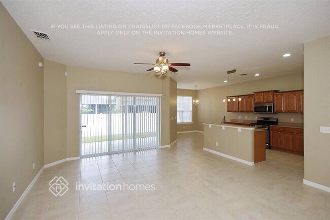 Building Photo - 809 James Way