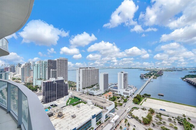 Building Photo - 1400 Biscayne Blvd