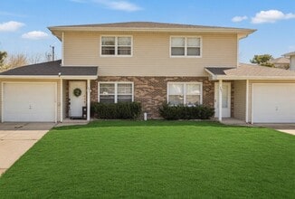 Building Photo - 1831 Mulberry Dr