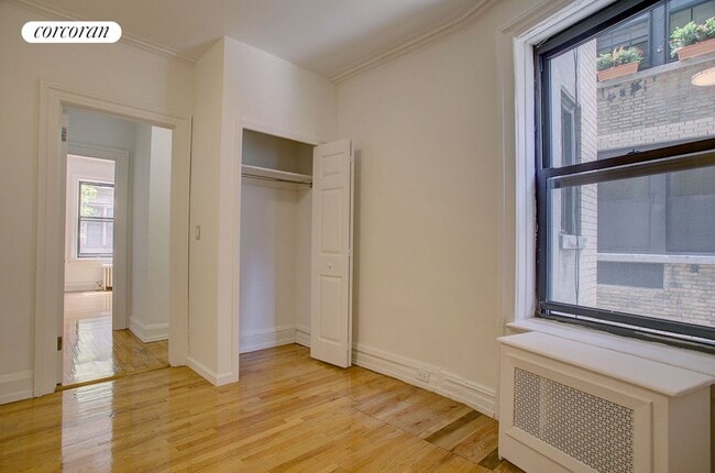 Building Photo - 315 W 102nd St