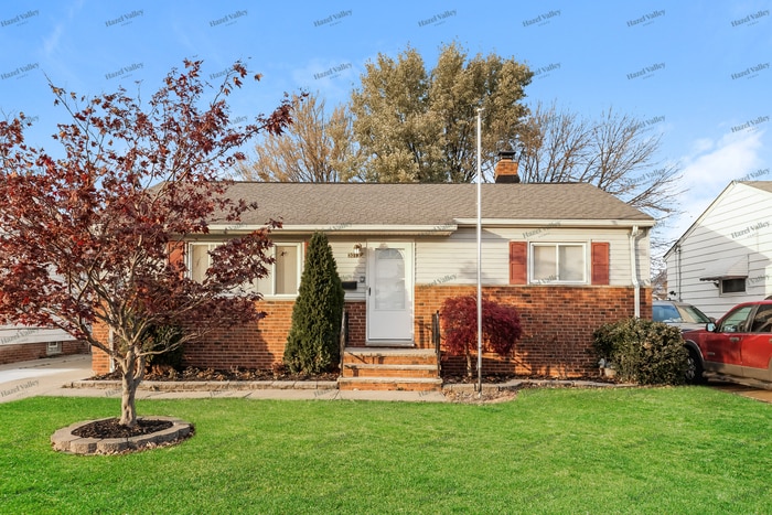 Primary Photo - 30133 Forestgrove Rd