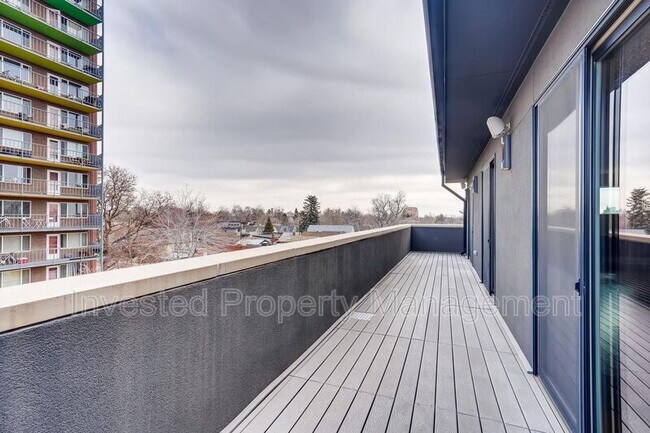 Building Photo - 3420 W 32nd Ave