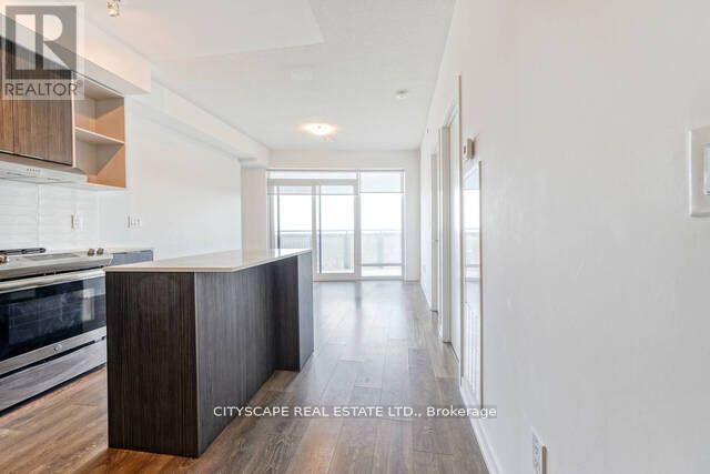 Photo du bâtiment - 2520 Eglinton Ave W