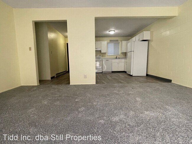 Building Photo - 2 br, 1 bath House - 1313 Washington St 11A
