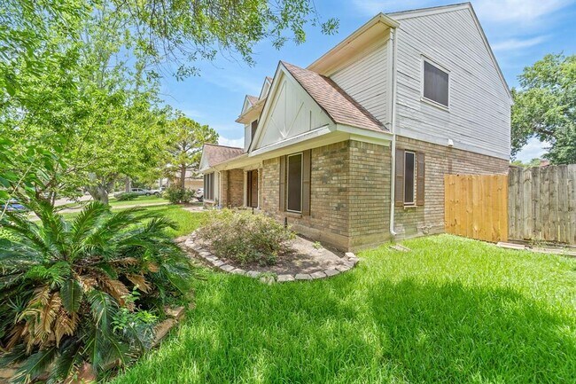 Building Photo - 14942 Havenridge Dr