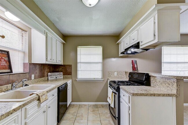 Foto del edificio - 29222 Sedgefield St