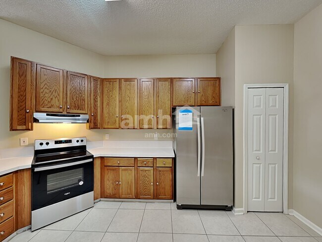 Foto del edificio - 12344 Benton Harbor Dr S