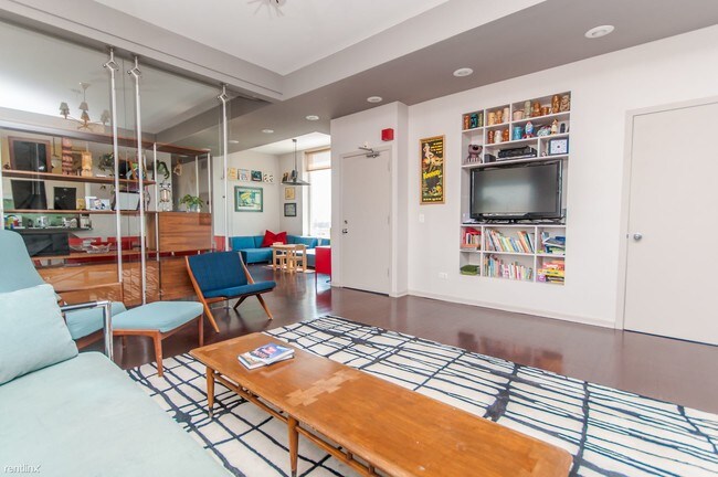 Foto del edificio - 1261 N Paulina St