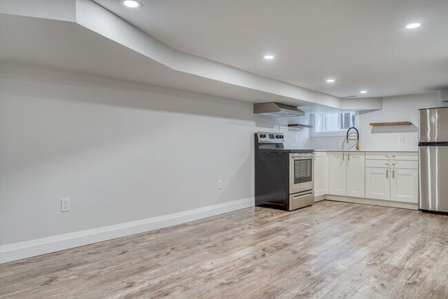 Photo du bâtiment - 37 Garfield Ave N