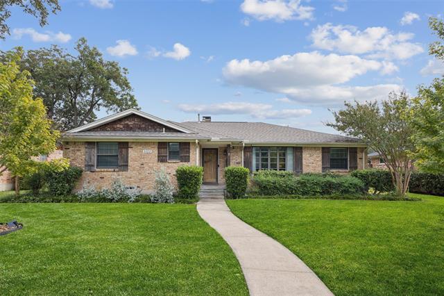 Foto principal - 8422 Sweetwood Dr