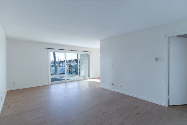 Building Photo - 2 Bedroom + 2 Bathroom | Channel Islands Marina Condo | Unfurnished