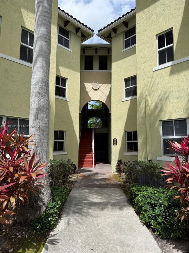 Building Photo - 290 NW 109th Ave