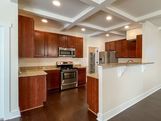 Foto del edificio - Beautiful Four-Bedroom Craftsman Home in S...