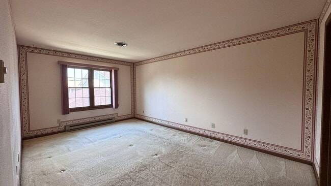 Building Photo - 7100 Mariner Dr