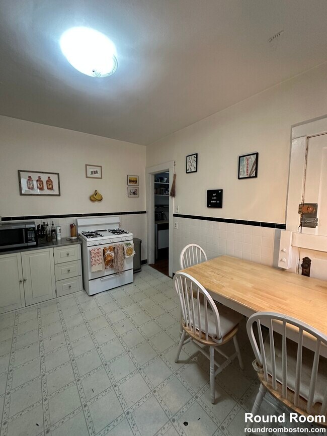 Foto del edificio - 166 Kelton St