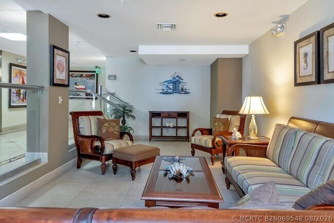 Foto del edificio - 1009 N Ocean Blvd