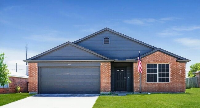 AVAILABLE NOW - AVAILABLE NOW House