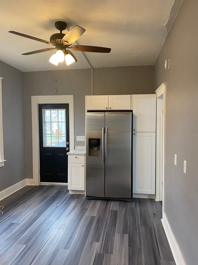 Large Kitchen - 38 Prospect St