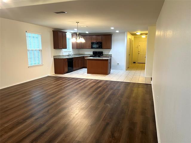 Building Photo - 10004 Dolerite Dr